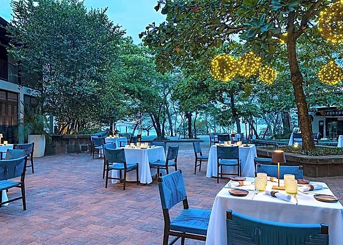 Santarena At Catalinas Hotel 4*